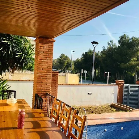 Chalet Singular En Con Piscina Privada *