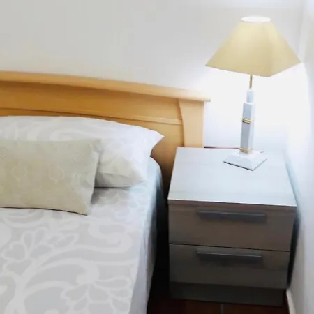 Chalet Singular En Con Piscina Privada Miami Playa